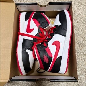 Jordan 1 Mid (PS)